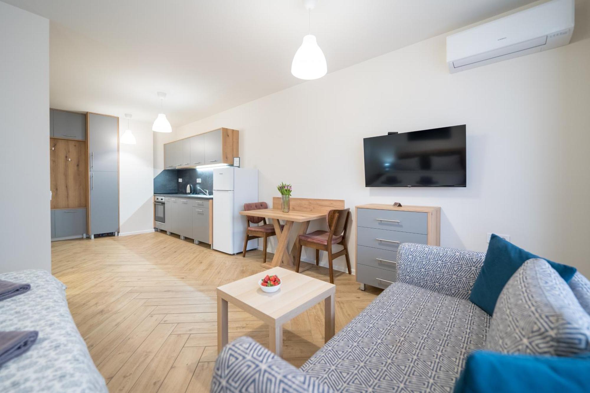Wow For Rent 2 Bul Montevideo 25a - B * Sofia